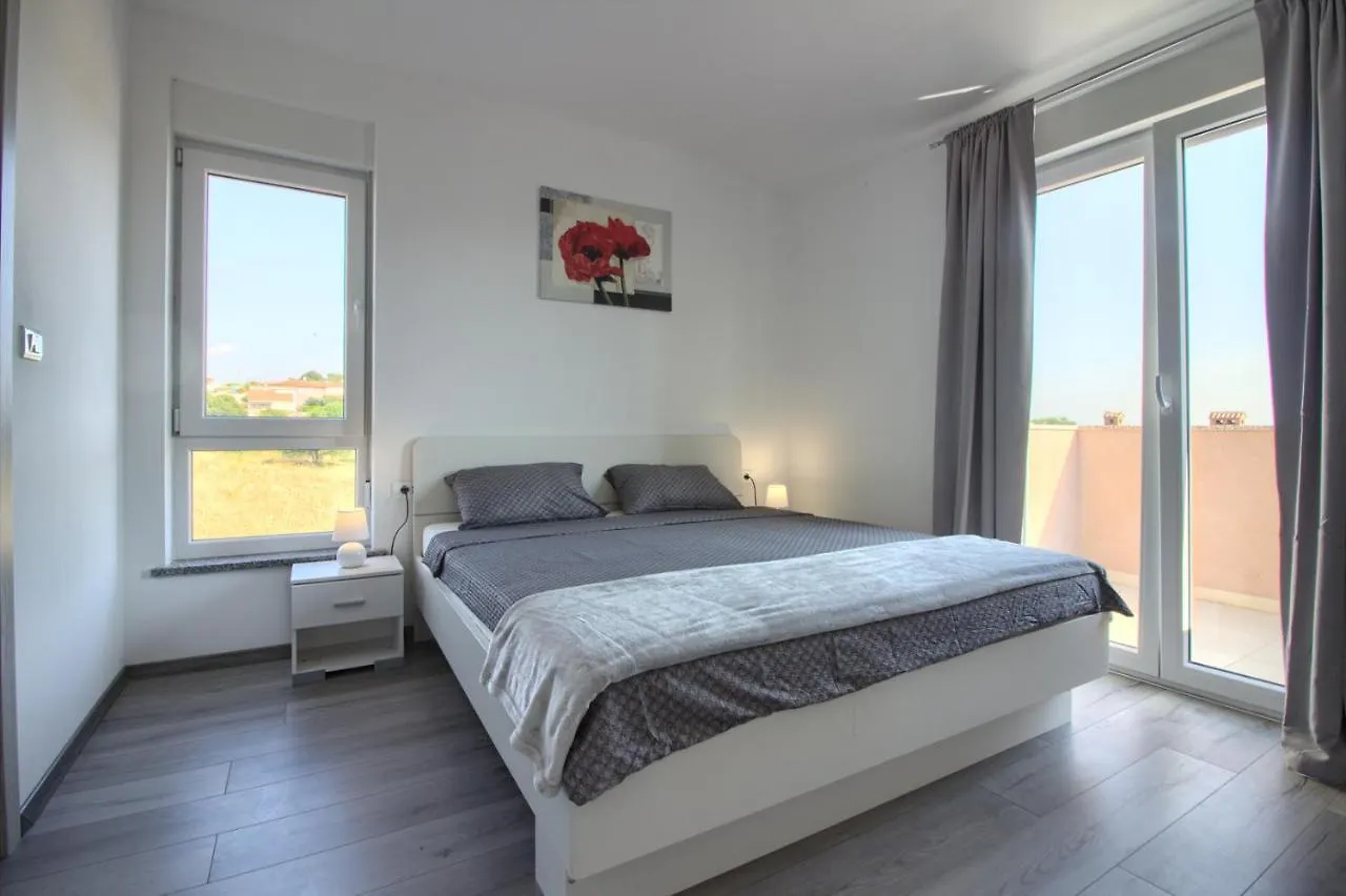 Charming Villa Enjoy With Private Pool In Pula 0*,  Croatia