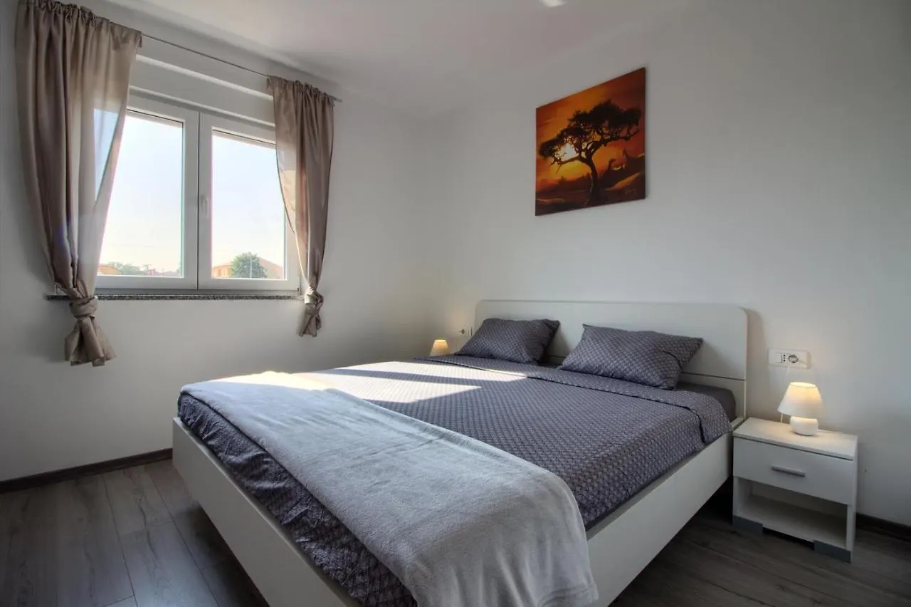 Charming Villa Enjoy With Private Pool In Pula Croatia